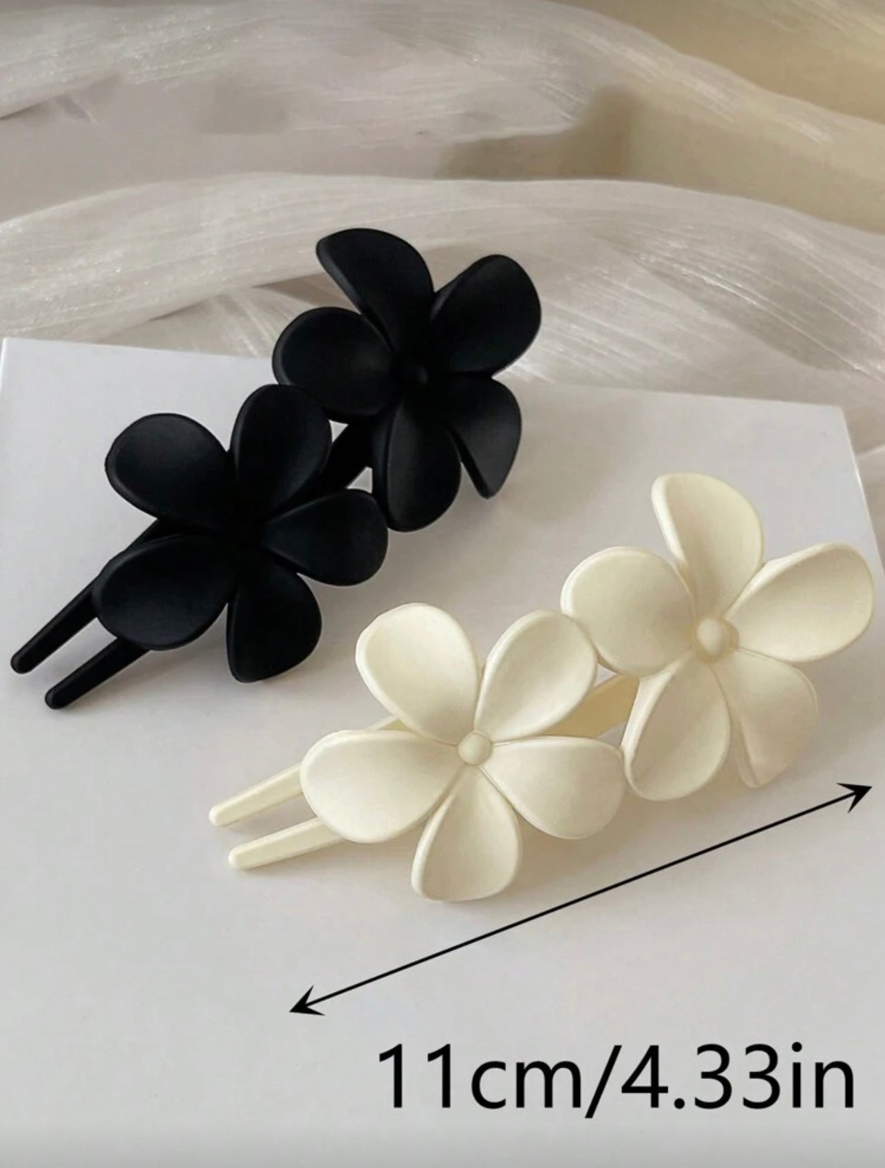 Tangle free stylish hair clip